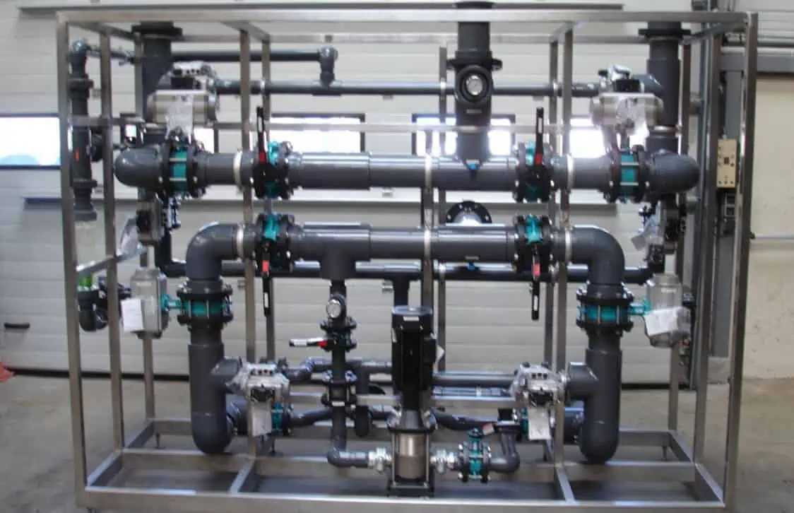 Skids e tubulações